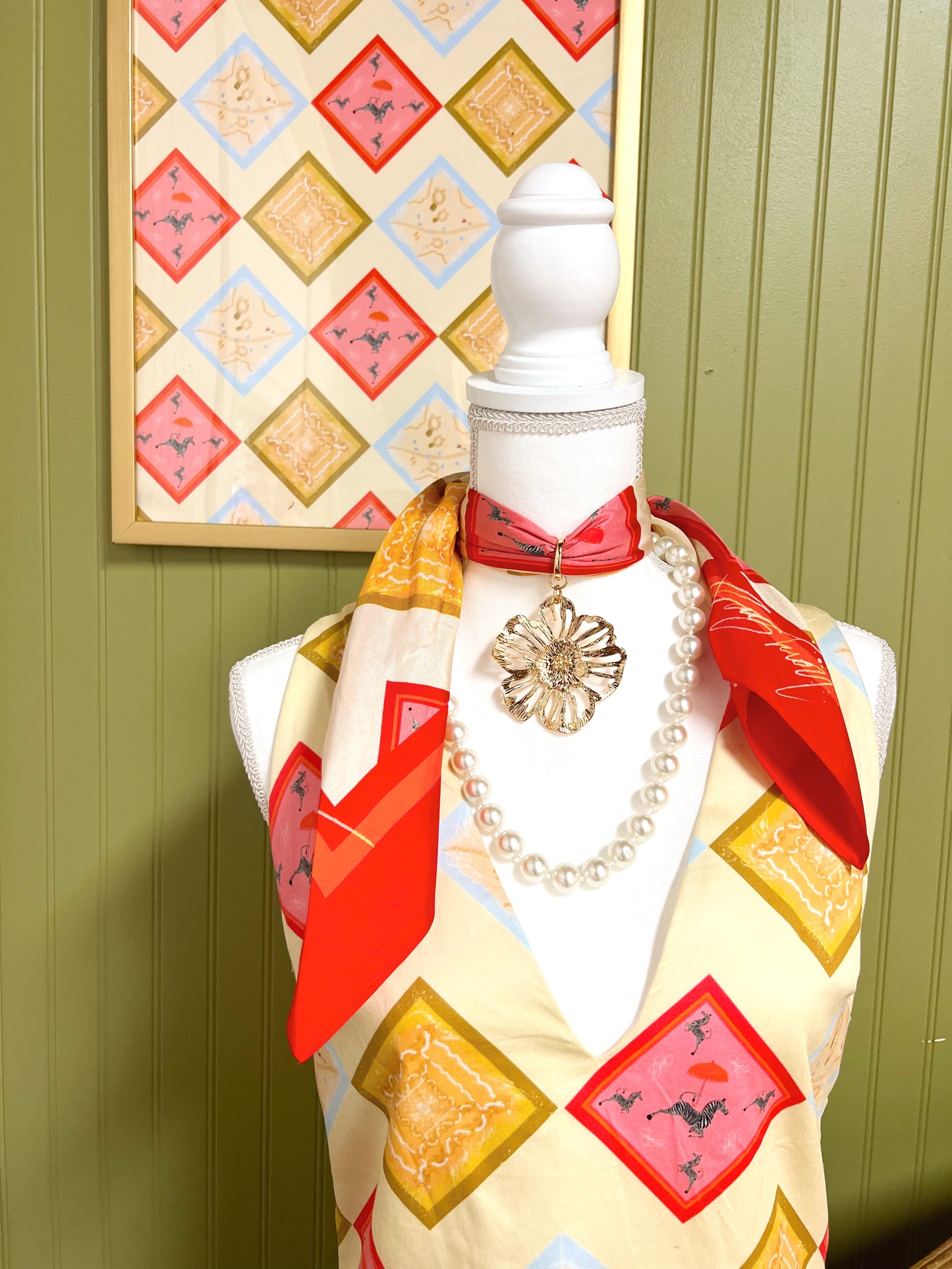 Fleur Scarf Charm