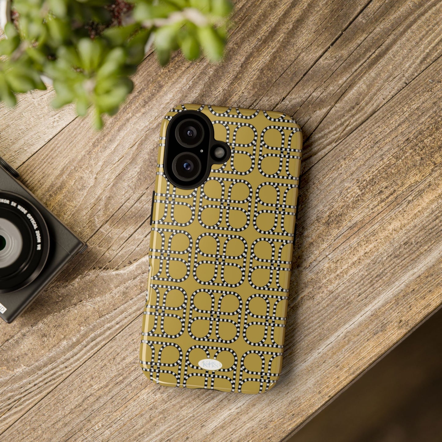 Looped Link Tough Case for iPhone