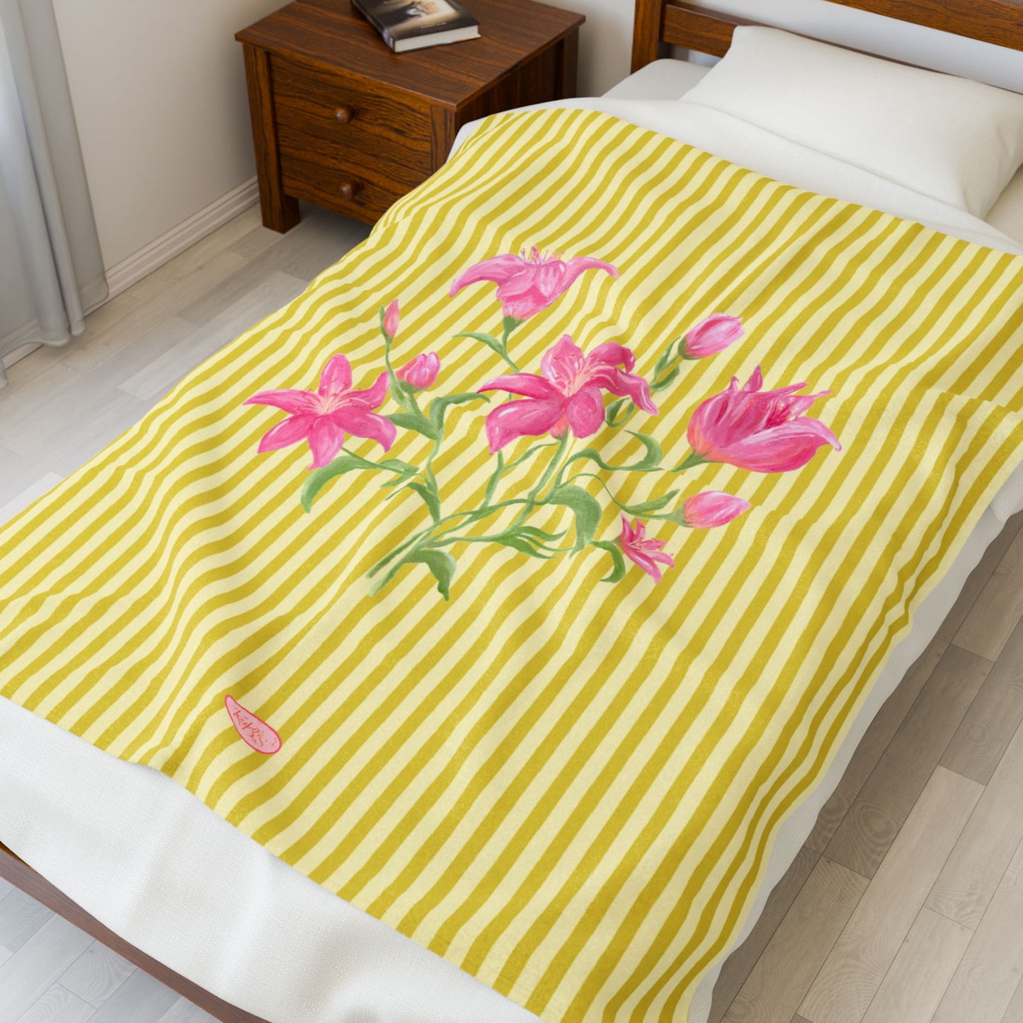 Lily Bloom Velveteen Blanket - Yellow