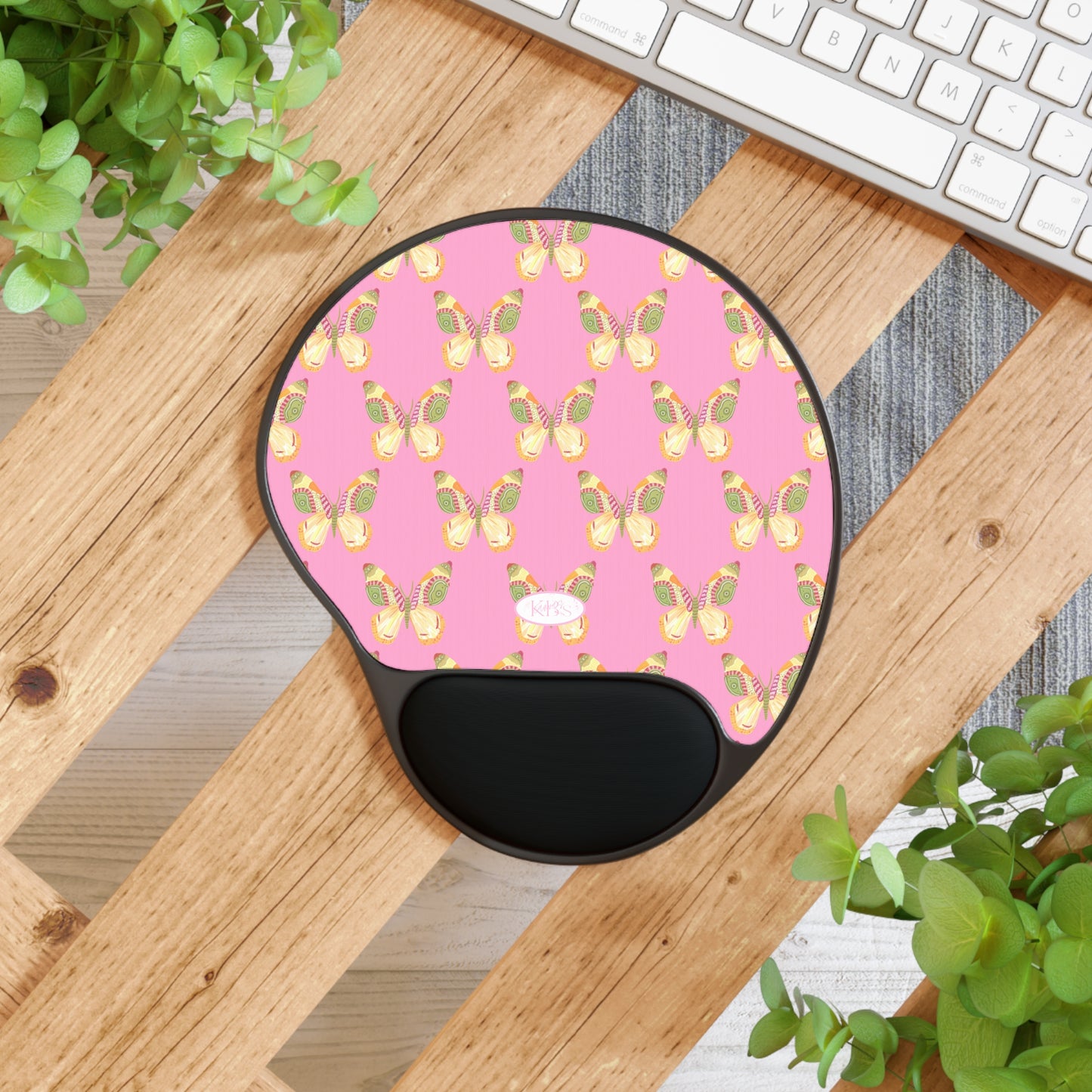 Flutter Memory Foam Mouse Pad - Pink