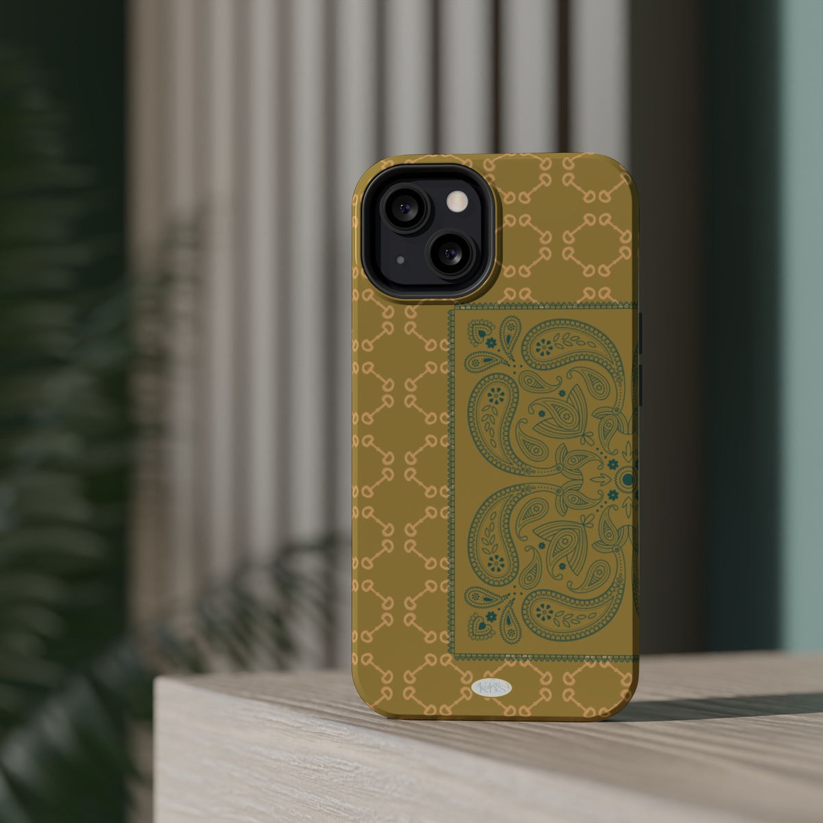 Horsebit Bandana Mag Safe Case for iPhone