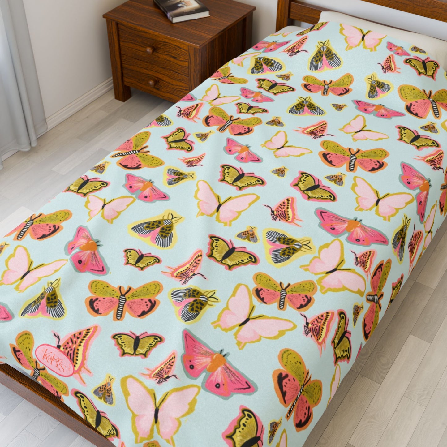 Butterfly Muse Velveteen Blanket - Blue