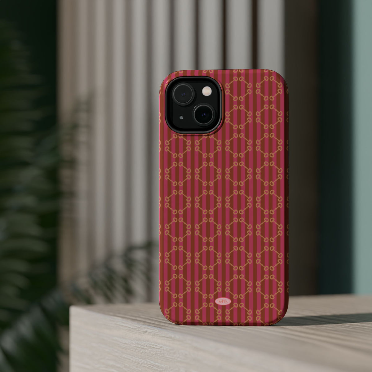 The Link Mag Safe Case for iPhone