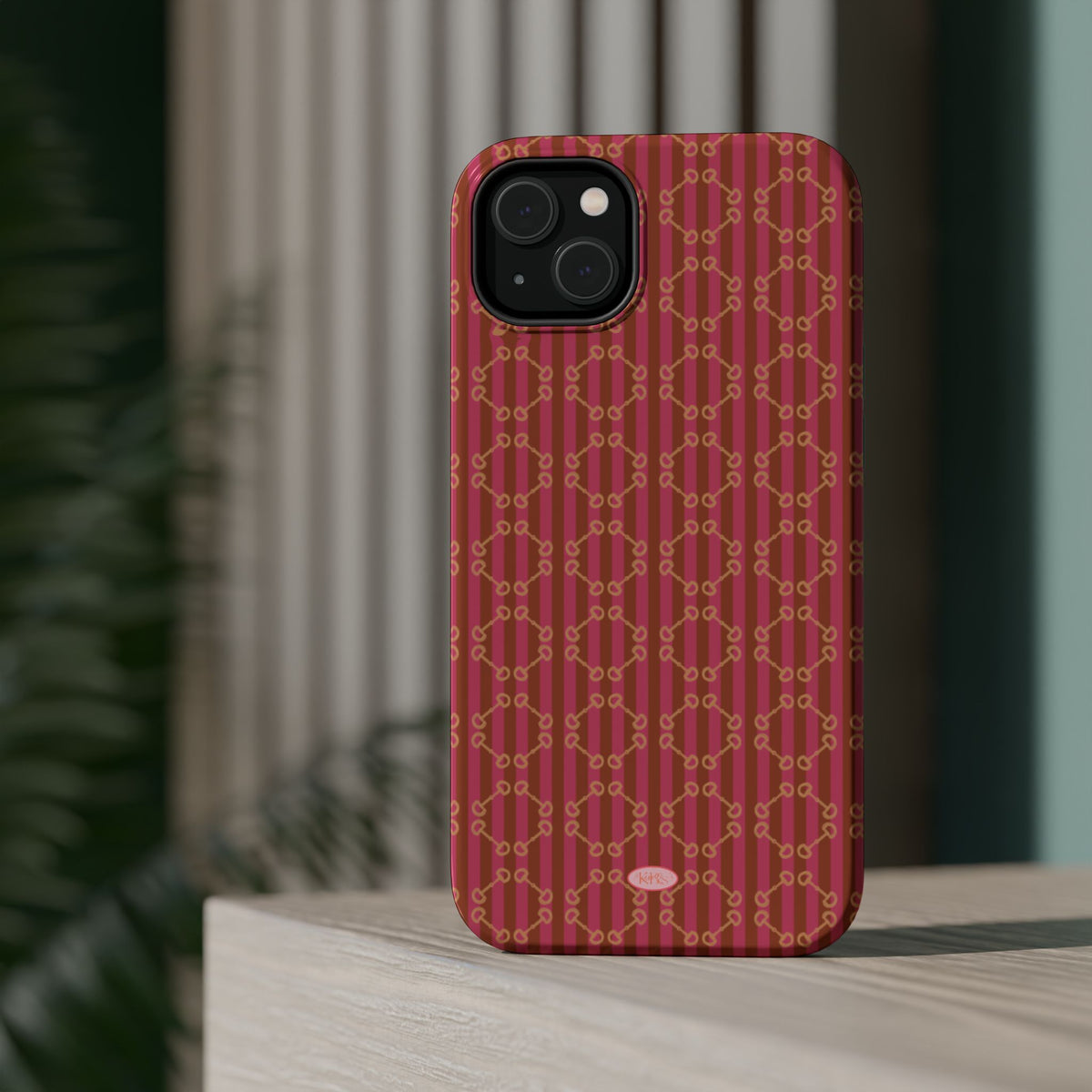 The Link Mag Safe Case for iPhone