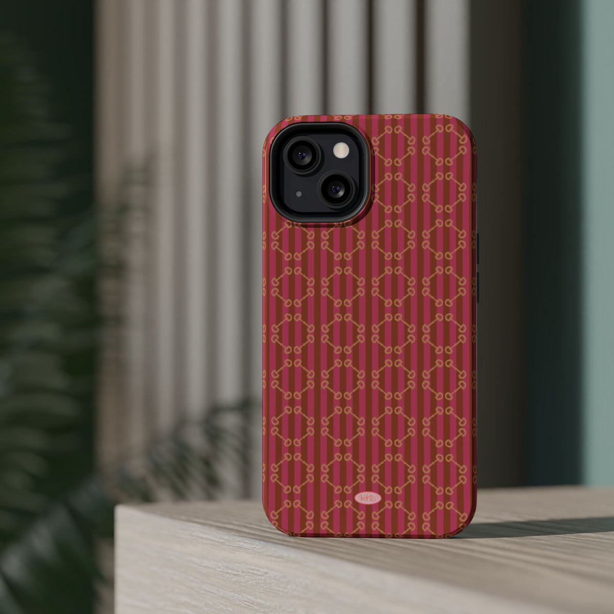 The Link Mag Safe Case for iPhone
