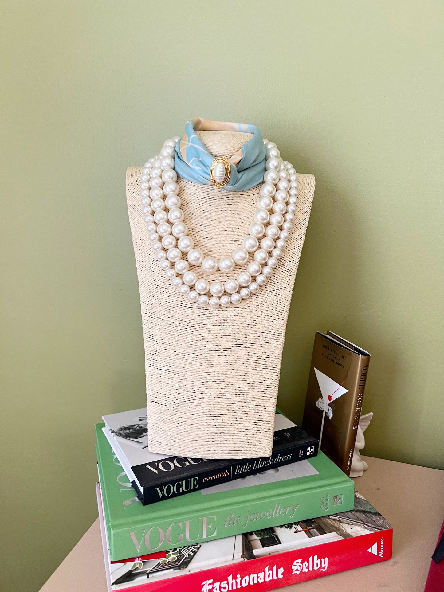 Pearl Pendant Brooch Wholesale