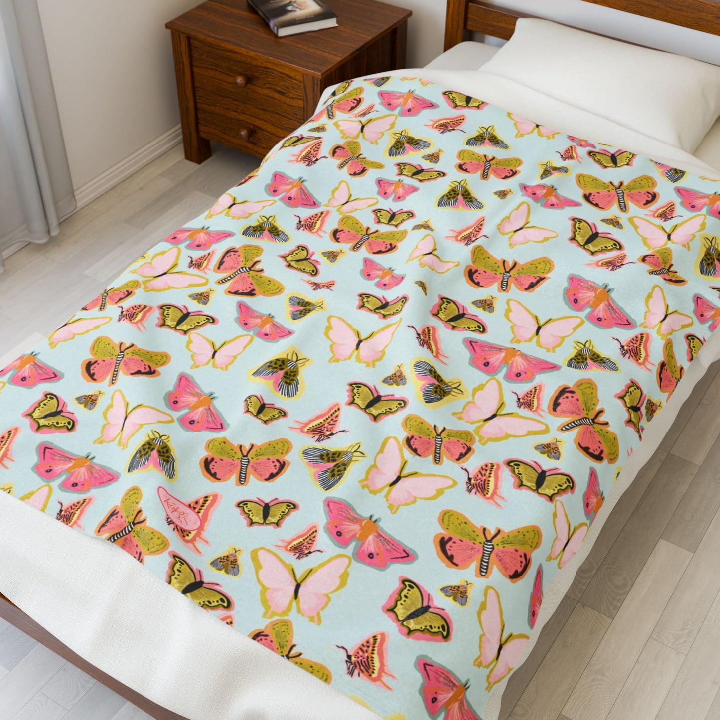 Butterfly Muse Velveteen Blanket - Blue