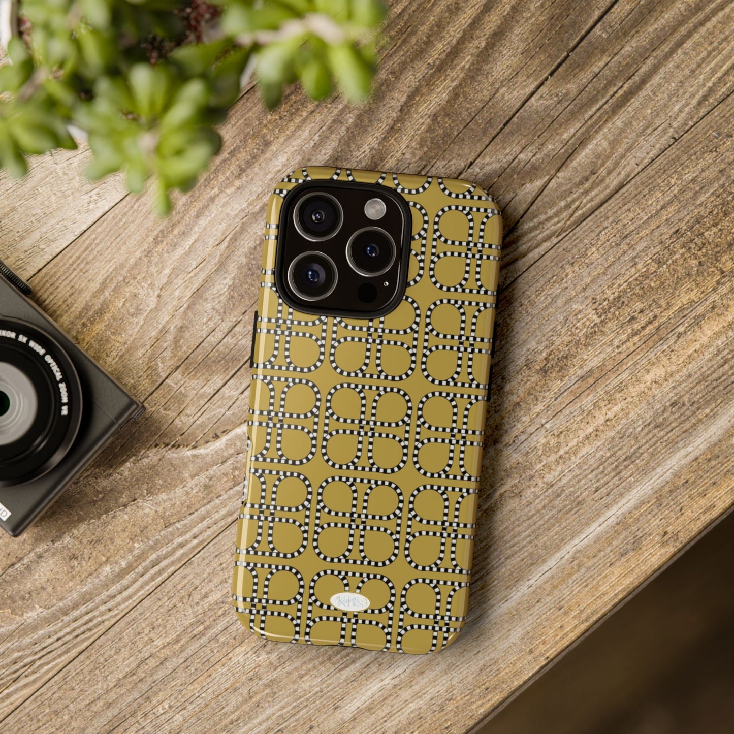 Looped Link Tough Case for iPhone