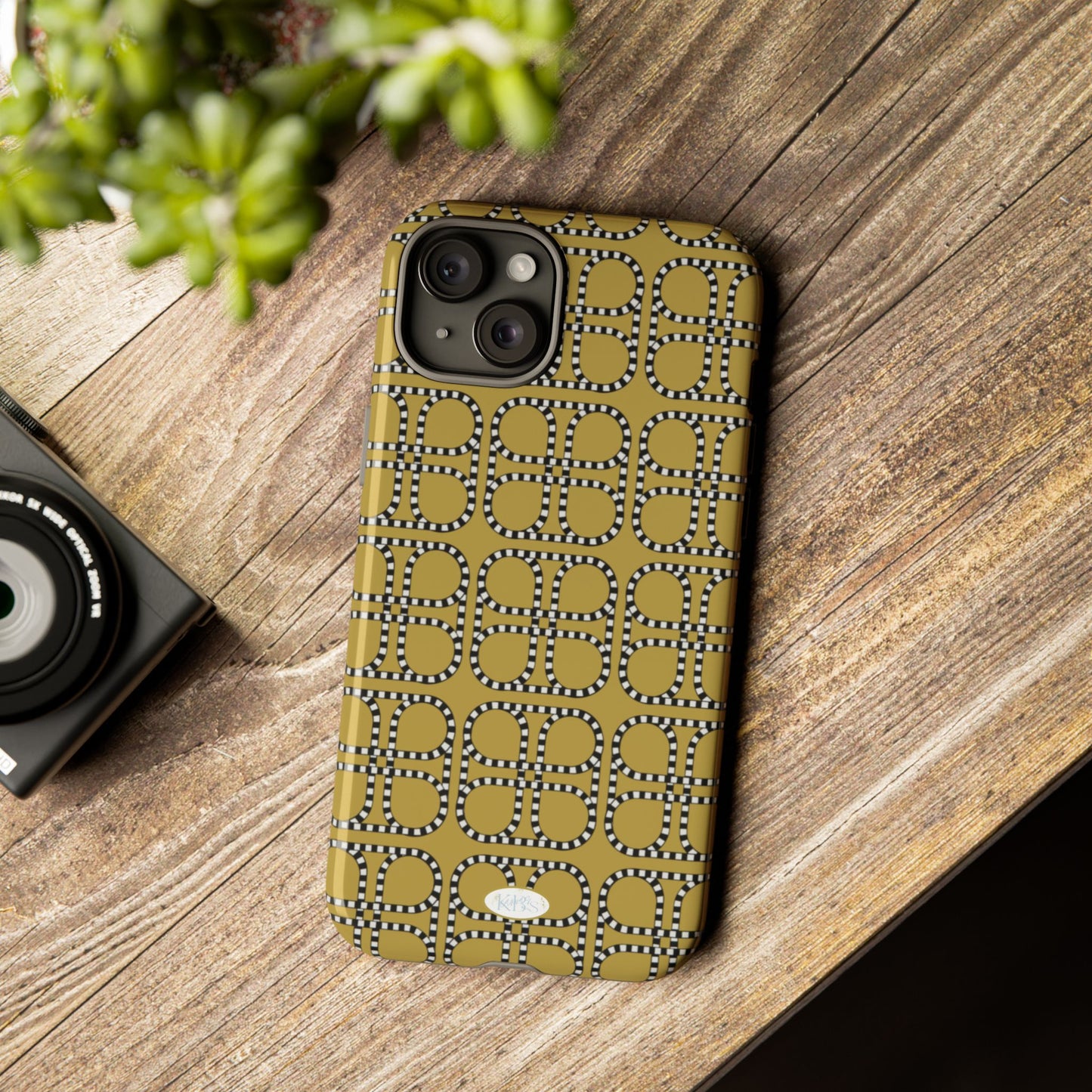 Looped Link Tough Case for iPhone